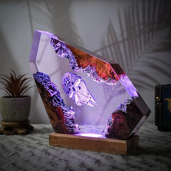 SaberGlow-Millennium Falcon Resin Lamp